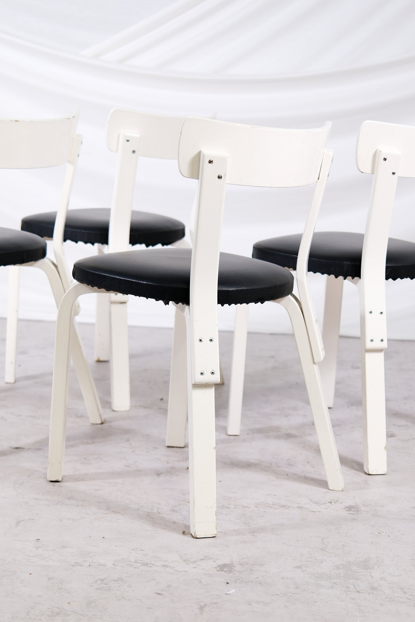 Artek 69 Chairs White Frame with Leather Upholstery (4 pcs)