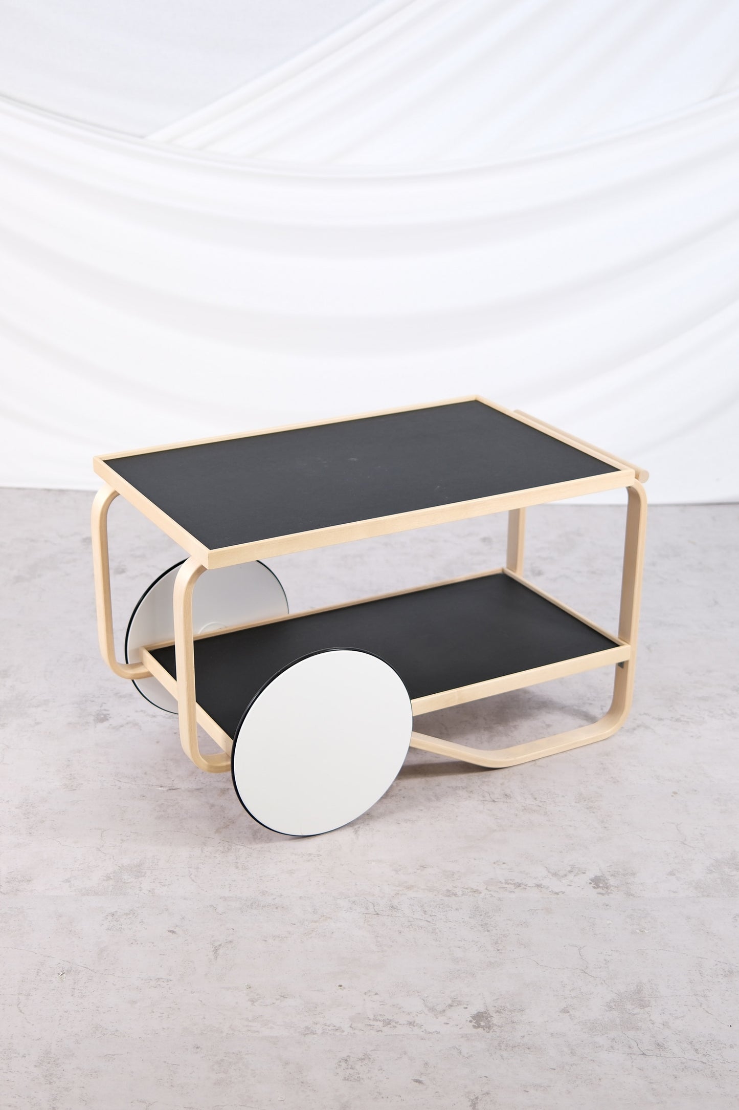 Artek 901 Serving Trolley by Alvar Aalto