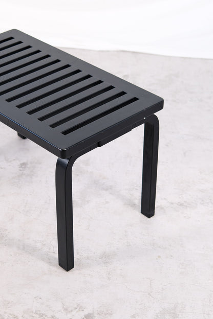 Artek 153B Bench, Black