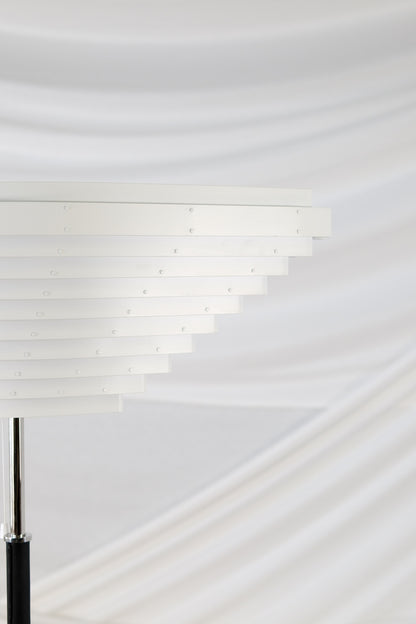 Artek A805 Floor Lamp, Alvar Aalto, Chrome Details