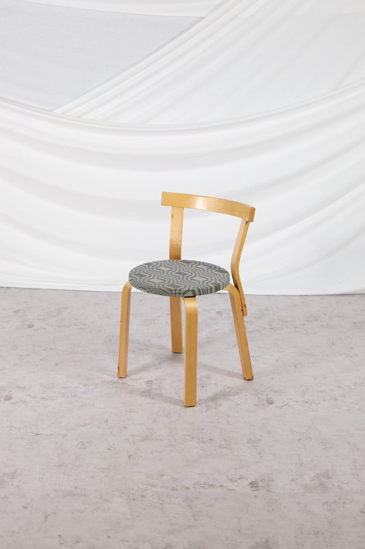 Artek 68 Chair upholstered with Johanna Gullichsen fabric
