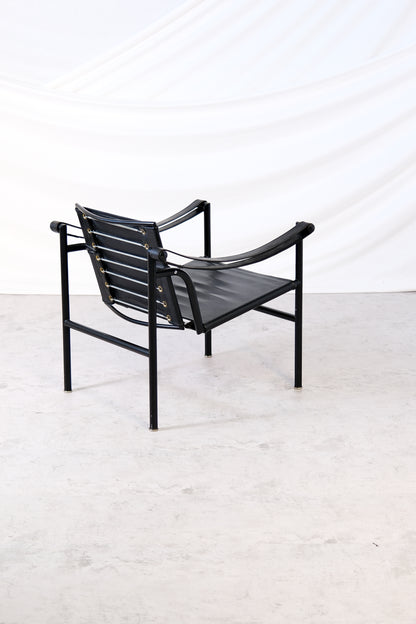 LC1 Chair by Le Corbusier, Pierre Jeanneret & Charlotte Perriand