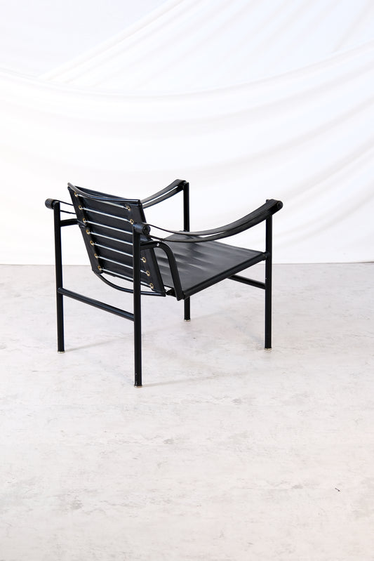 LC1 Chair by Le Corbusier, Pierre Jeanneret & Charlotte Perriand
