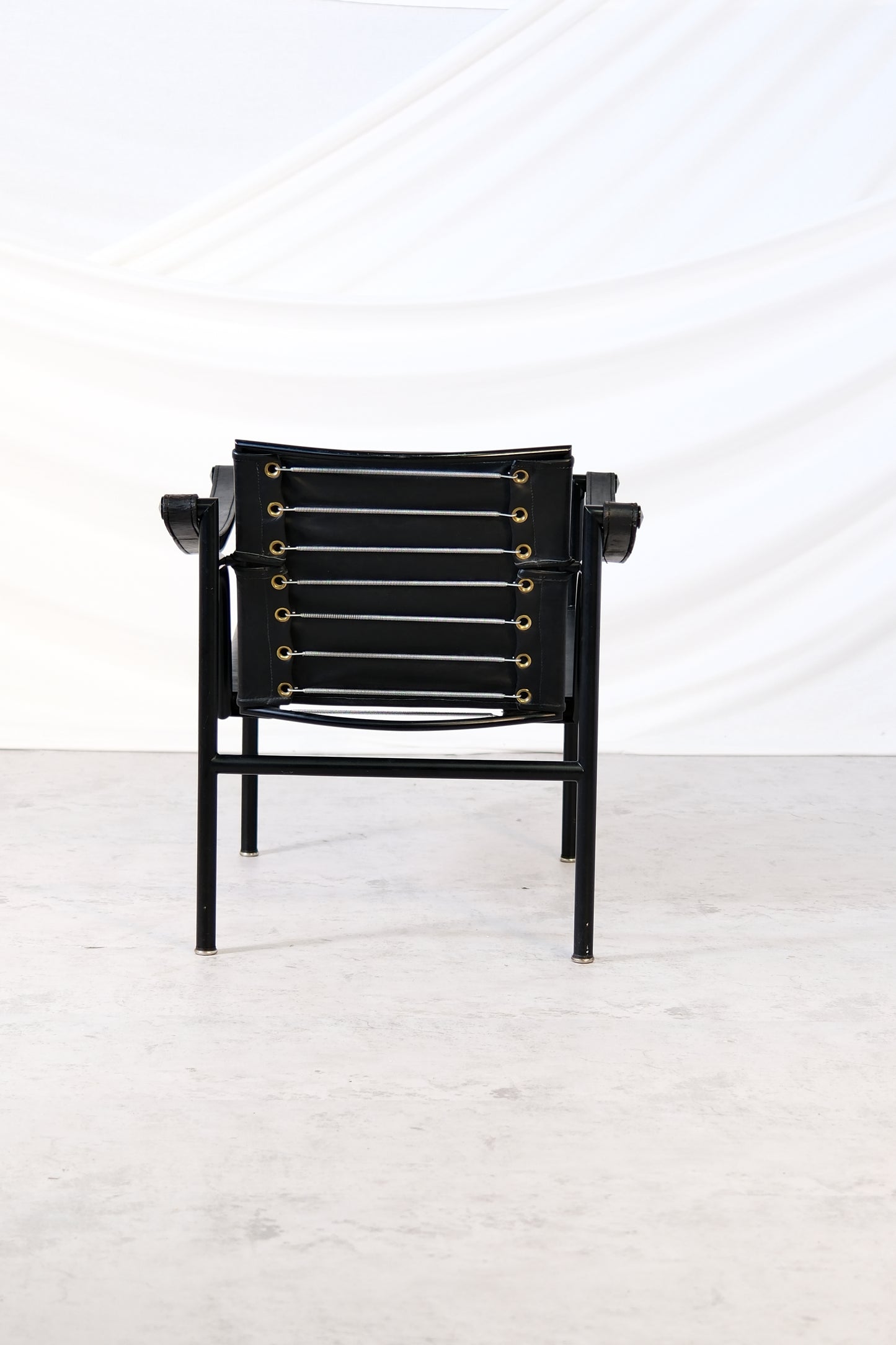 LC1 Chair by Le Corbusier, Pierre Jeanneret & Charlotte Perriand