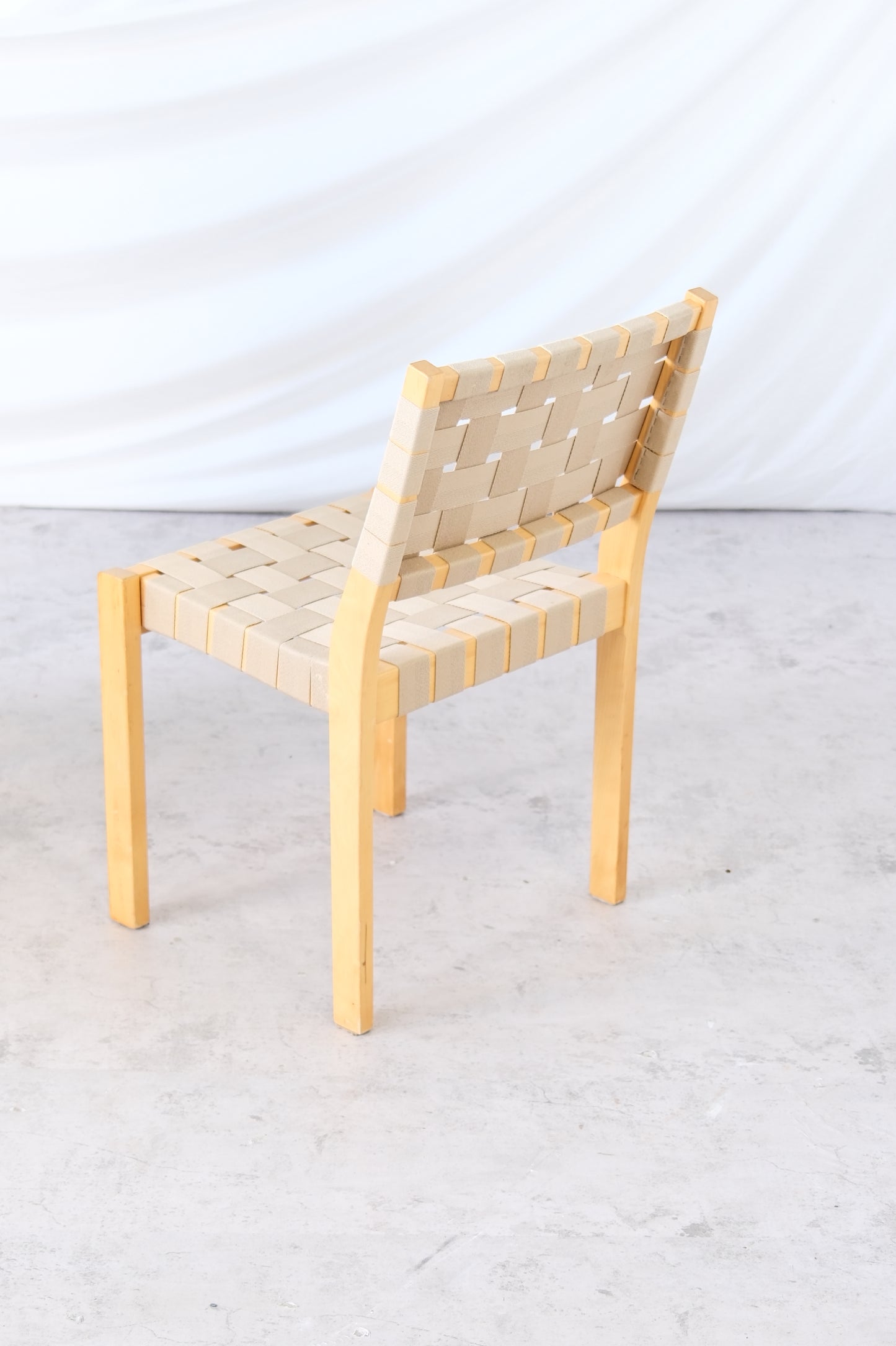 Artek 611 Chairs by Alvar Aalto (8 available)