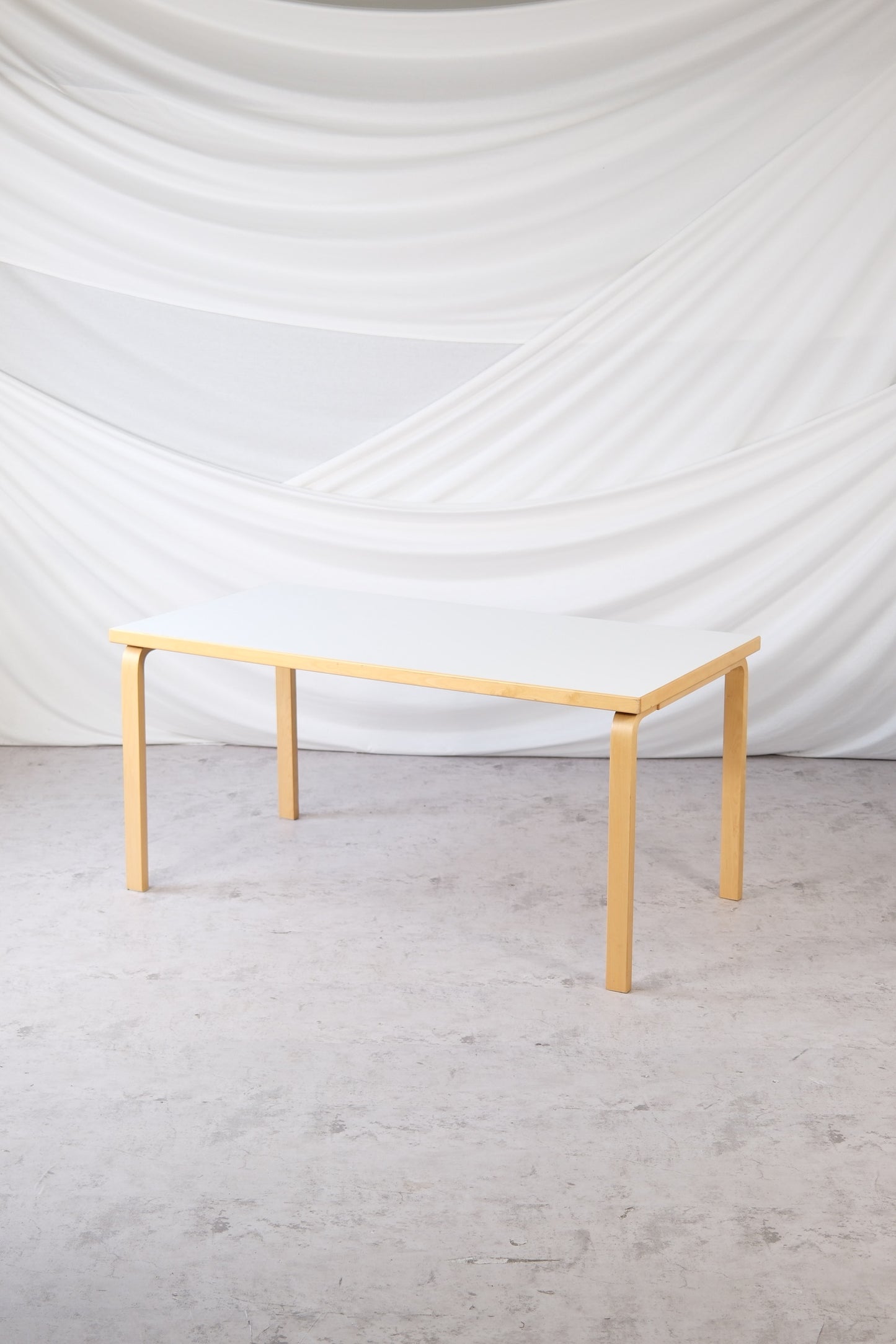 Artek 81A Table, White Linoleum