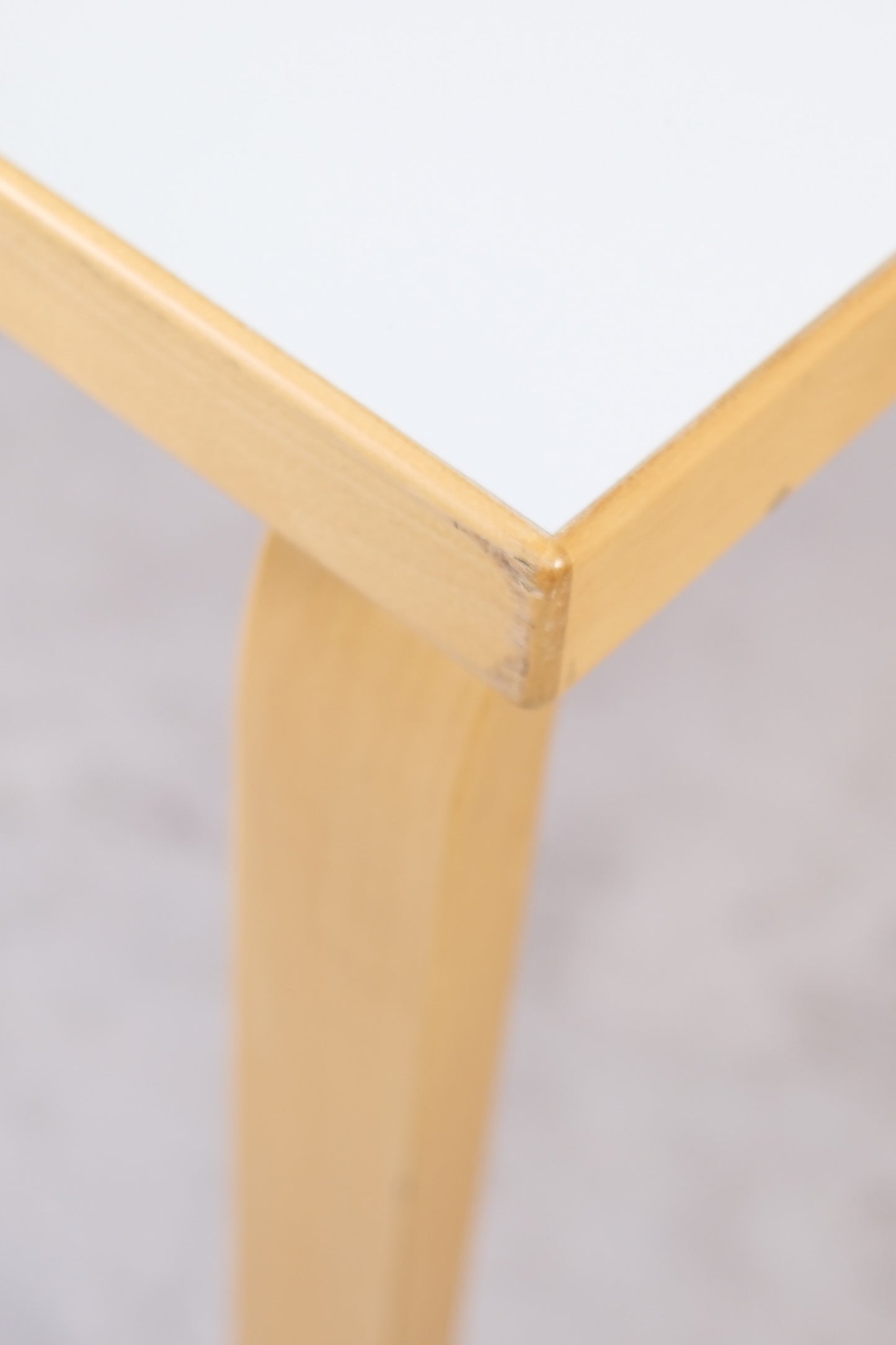 Artek 81A Table, White Linoleum