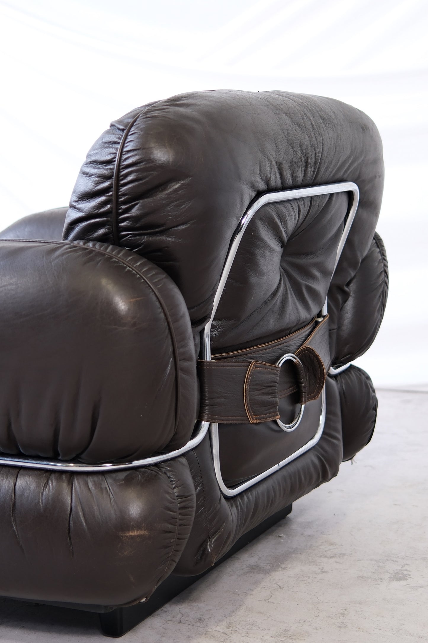 Isku “Hannibal” Brown Armchair by Kurt Hvitsjö