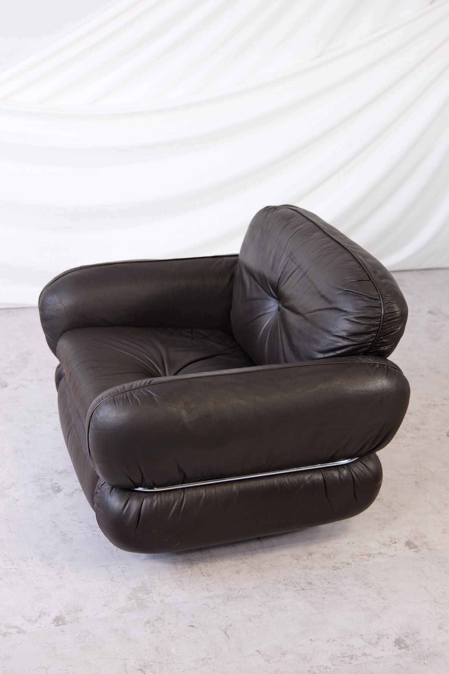 Isku “Hannibal” Brown Armchair by Kurt Hvitsjö