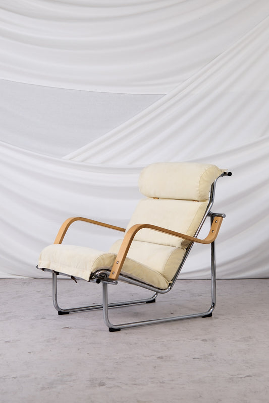 Alcantara Remmi Armchair with Wooden Armrests