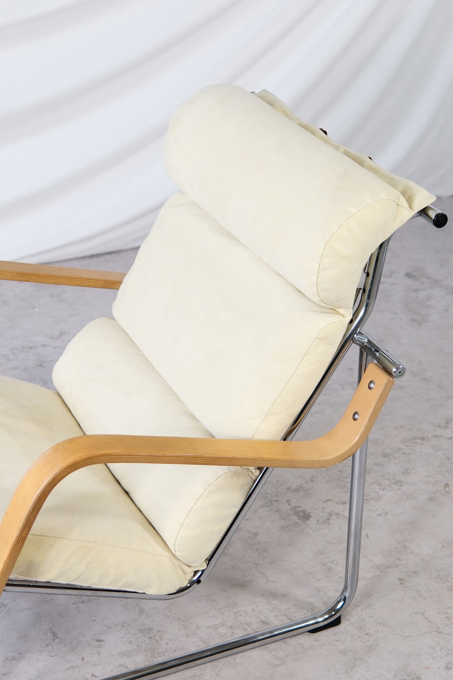 Alcantara Remmi Armchair with Wooden Armrests