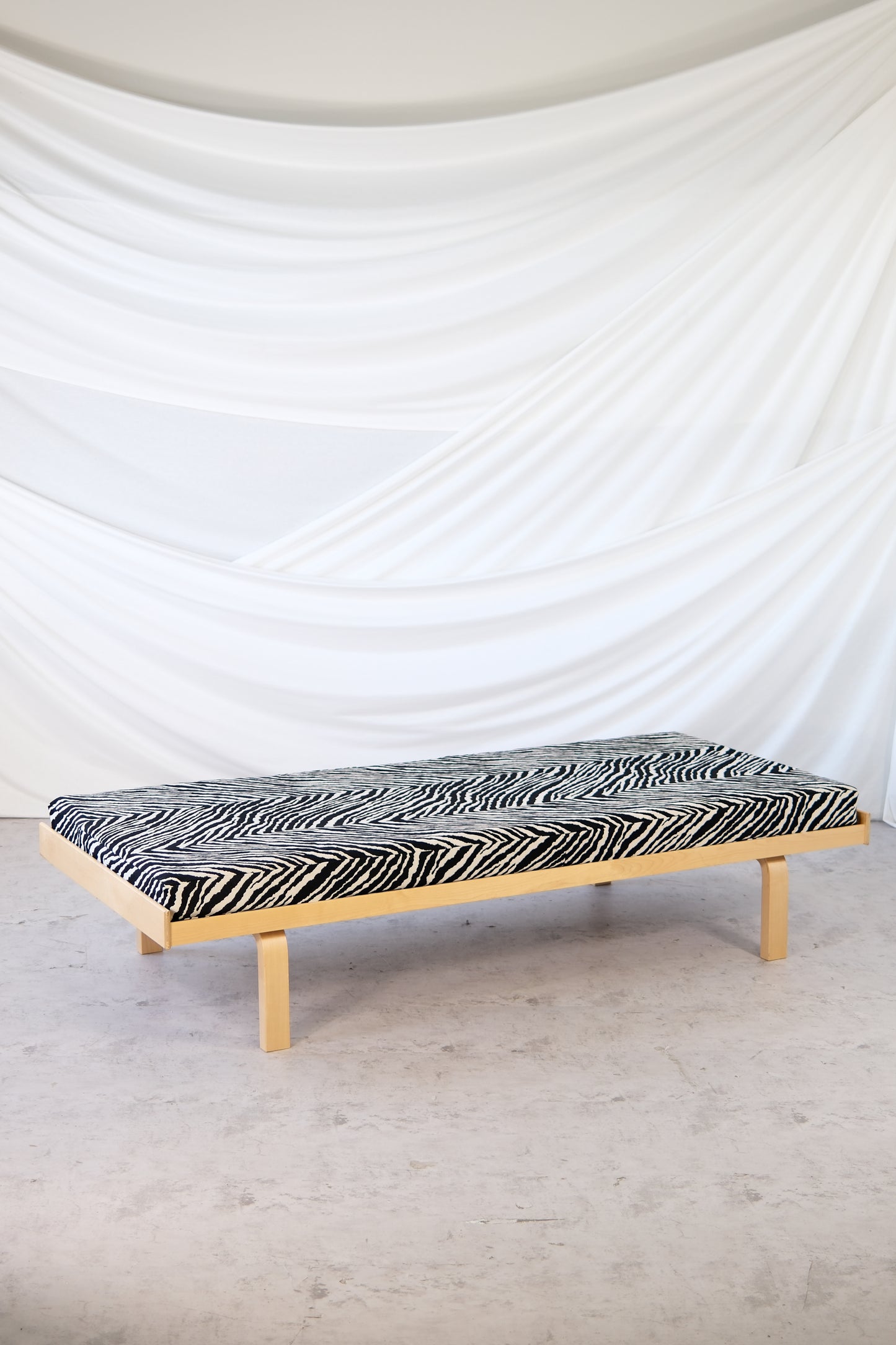 Artek Daybed 710 with Zebra Mattress
