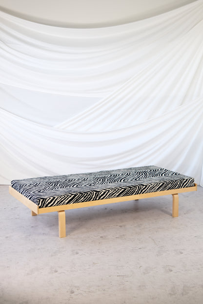 Artek Daybed 710 with Zebra Mattress