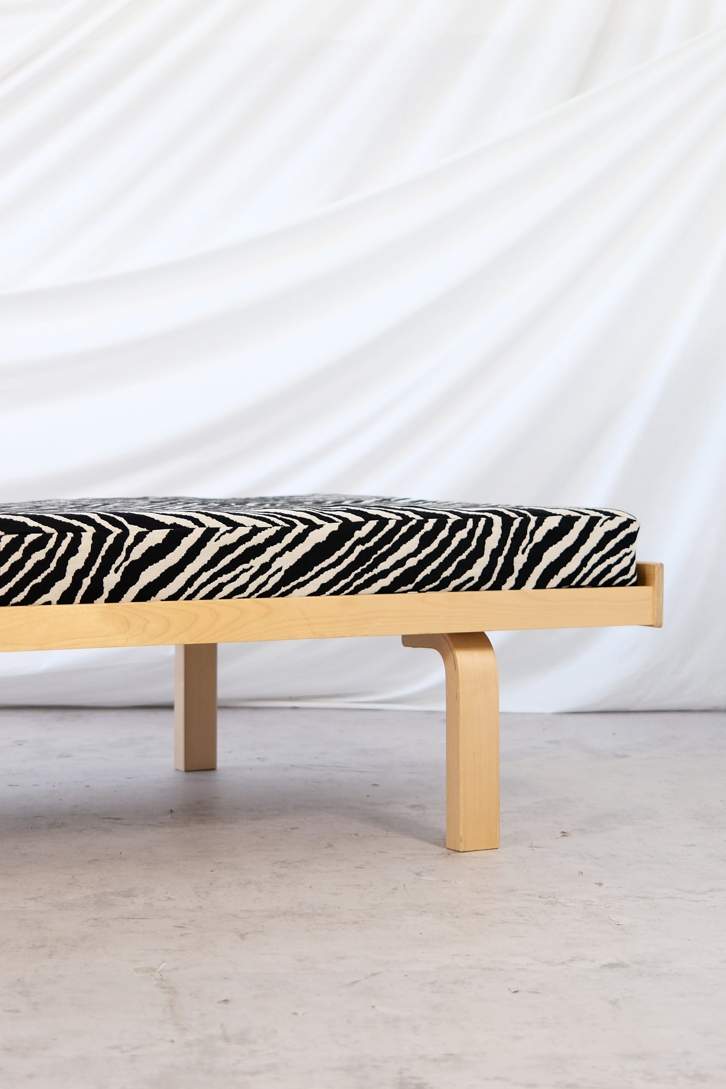 Artek Daybed 710 with Zebra Mattress