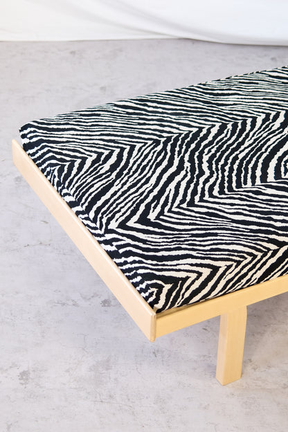Artek Daybed 710 with Zebra Mattress