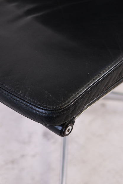 Charles & Ray Eames EA208 Soft Pad Chair for Herman Miller