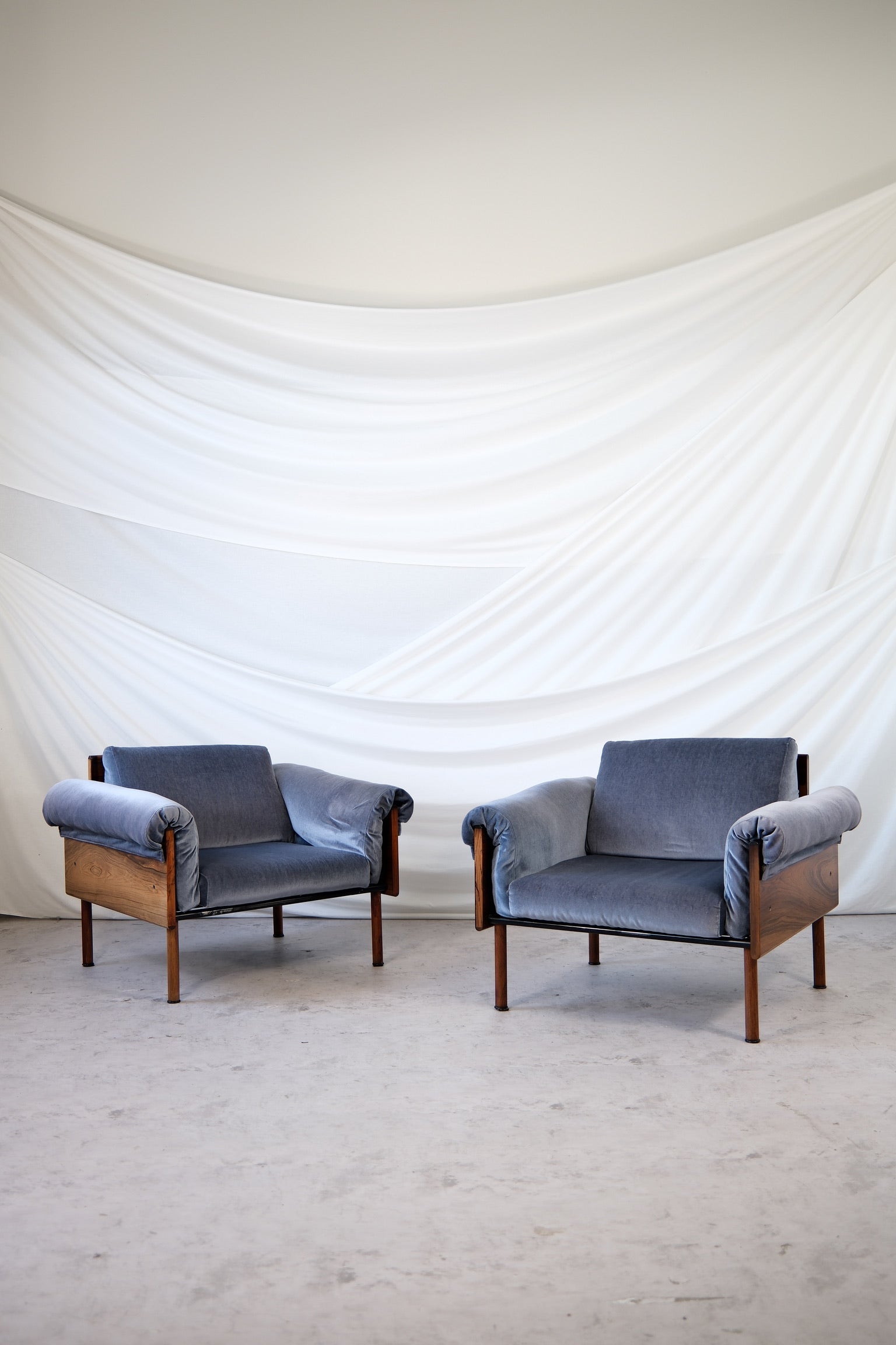 Yrjö Kukkapuro Ateljee chair, Ateljee armchair, blue velvet armchair, Finnish design chair, Haimi furniture, mid century Scandinavian design, rosewood armchair, Kukkapuro lounge chair, Pino Interiors
