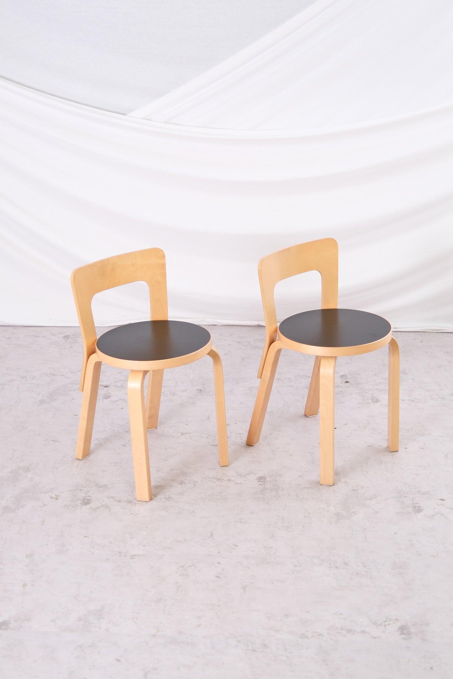 Artek 65 Chairs Black Linoleum