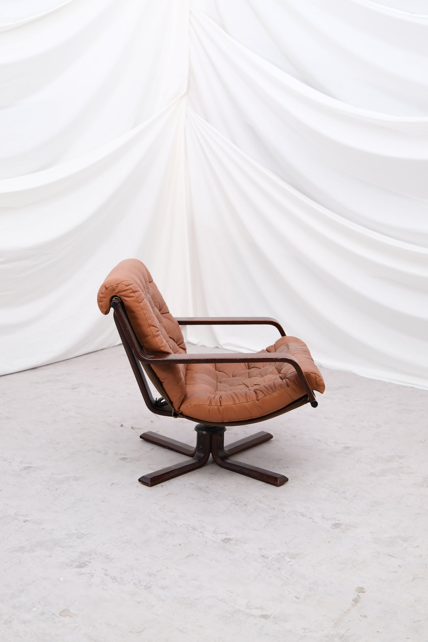 Vatne Møbler Swivel Lounge Chair Norway, 1970s