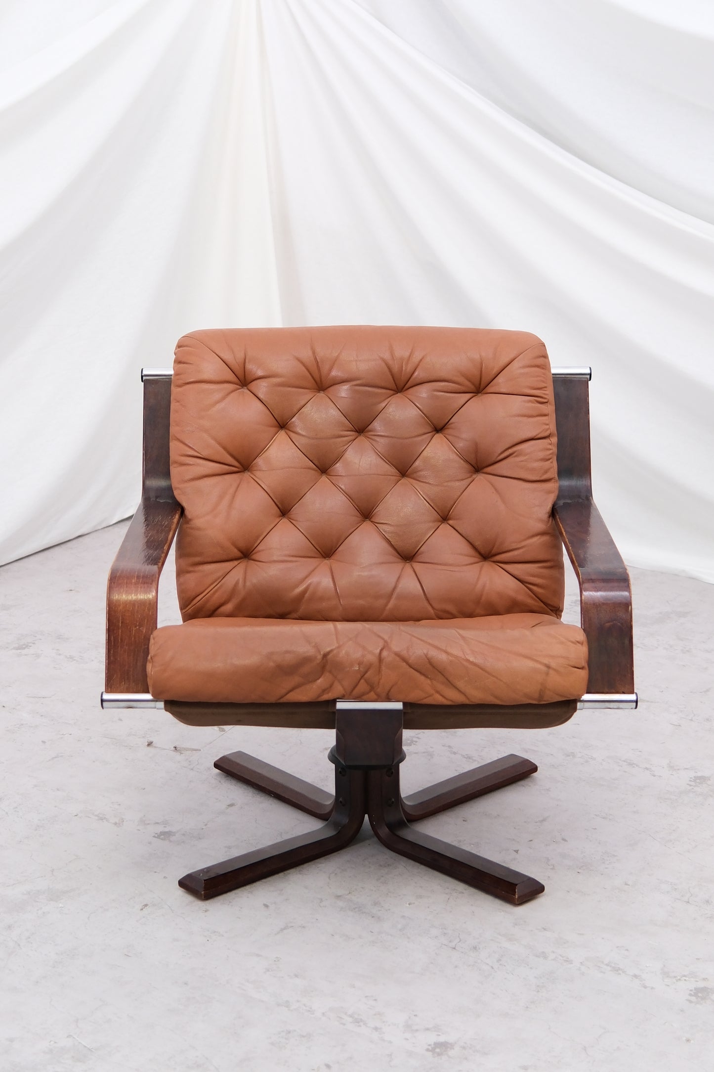 Vatne Møbler Swivel Lounge Chair Norway, 1970s