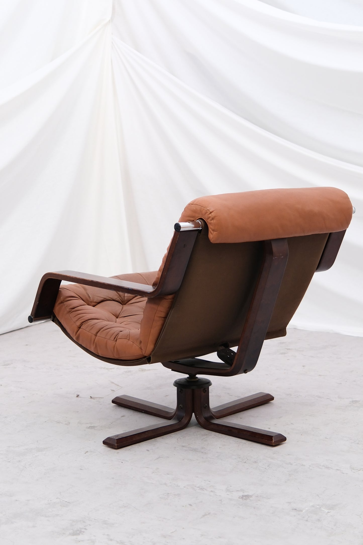 Vatne Møbler Swivel Lounge Chair Norway, 1970s