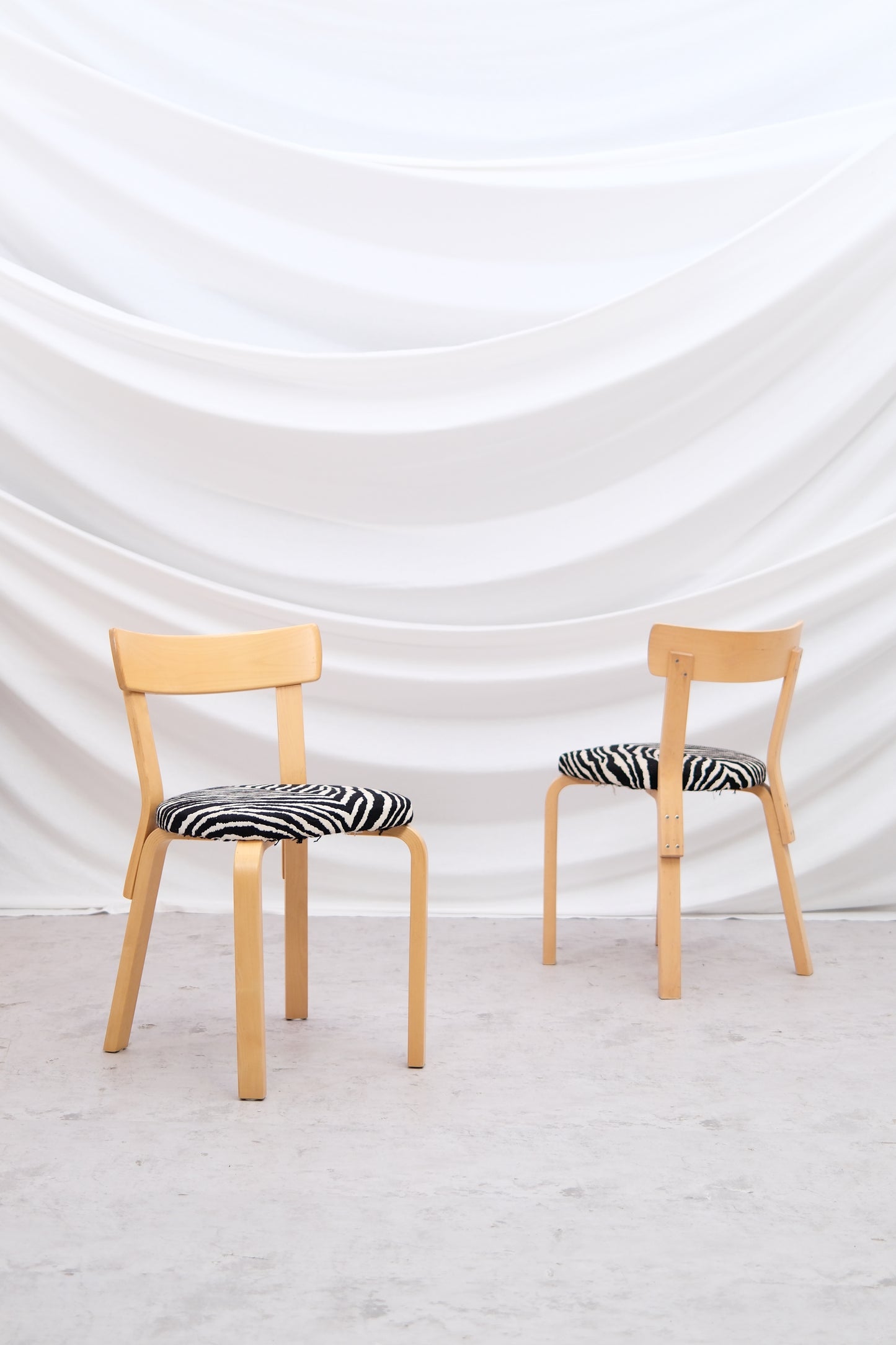 Artek 69 Chair by Alvar Aalto 6 pcs Available