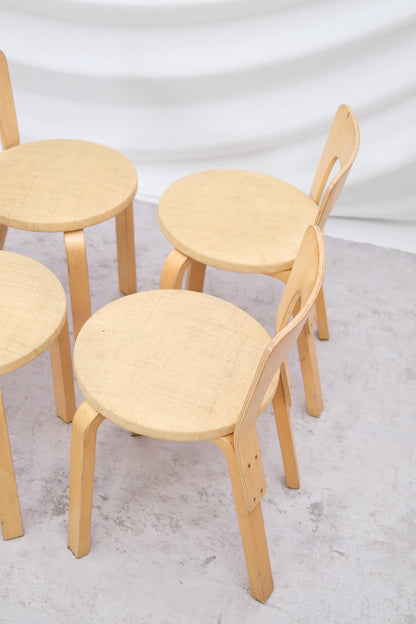 Alvar Aalto Set of 4 Artek Chair 65, upholstered in Niinikangas fabric