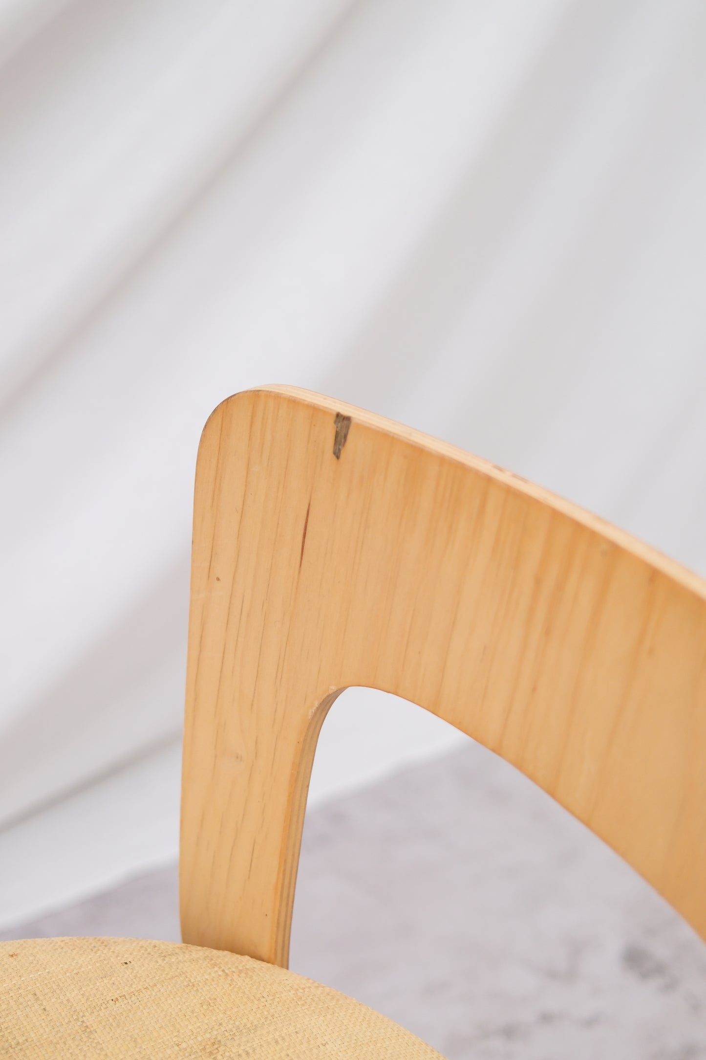 Alvar Aalto Set of 4 Artek Chair 65, upholstered in Niinikangas fabric