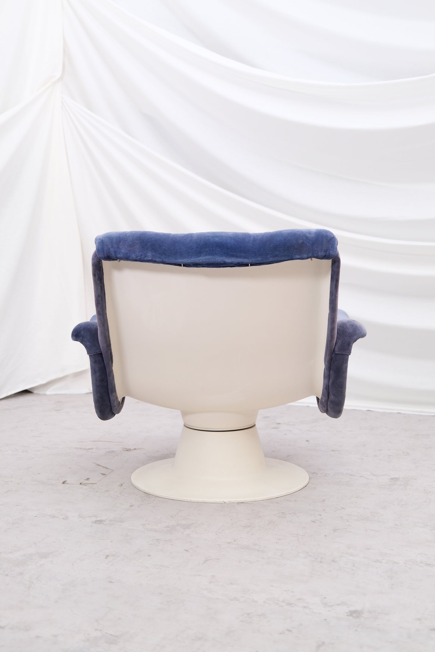 Yrjö Kukkapuro Saturnus Armchair (2 available)