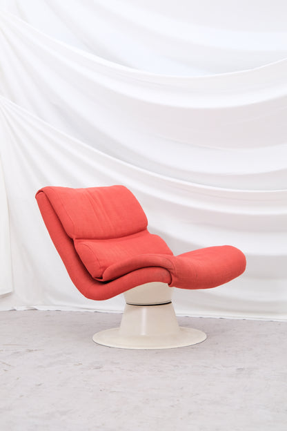 Yrjö Kukkapuro Saturnus Armchair (2 available)