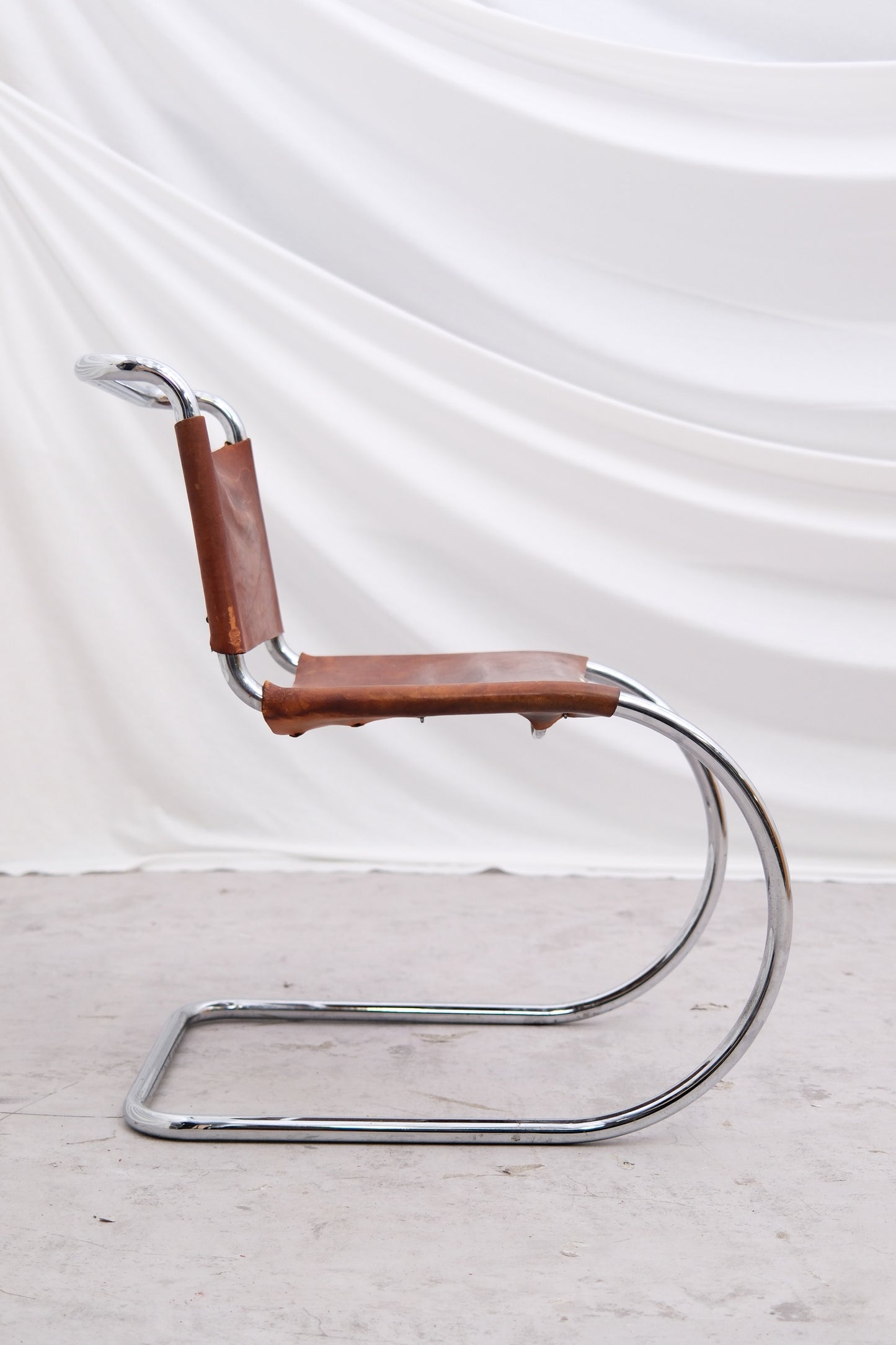 MR10 Chair by Ludwig Mies van der Rohe