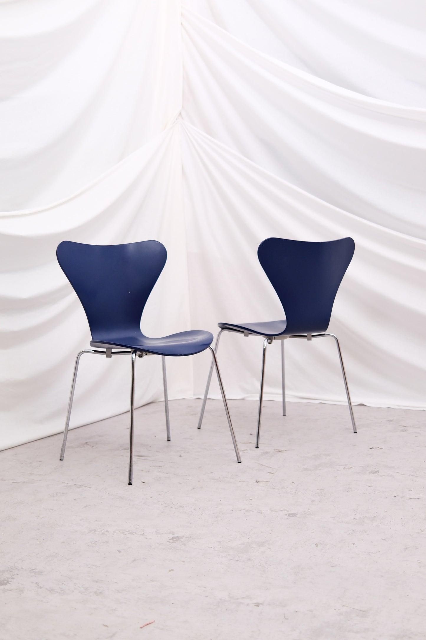 Fritz Hansen series 7 chairs (2 available)