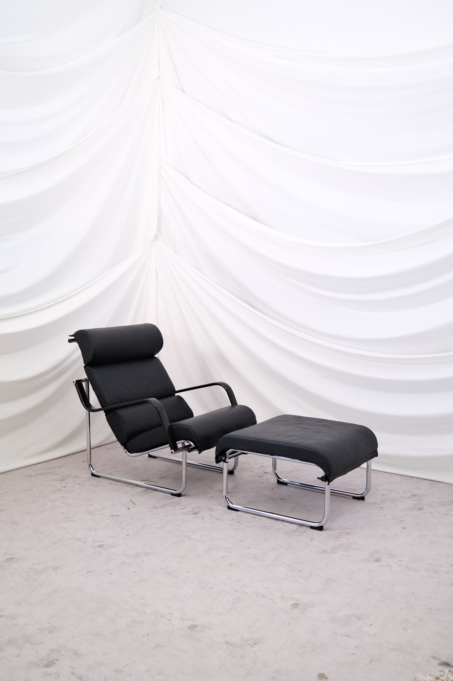 Yrjö Kukkapuro Remmi Armchair & Ottoman