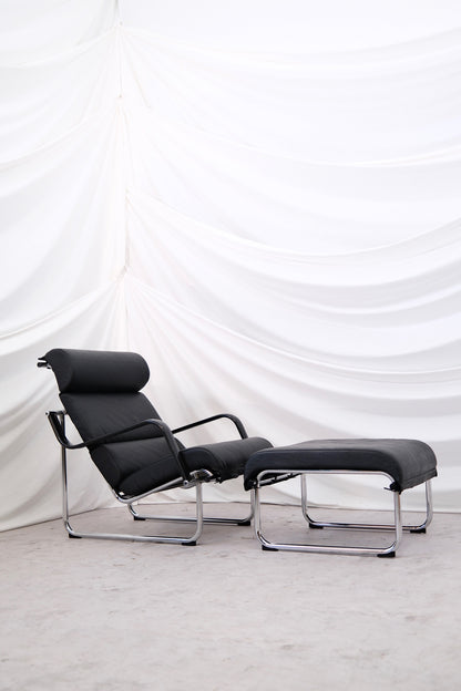 Yrjö Kukkapuro Remmi Armchair & Ottoman