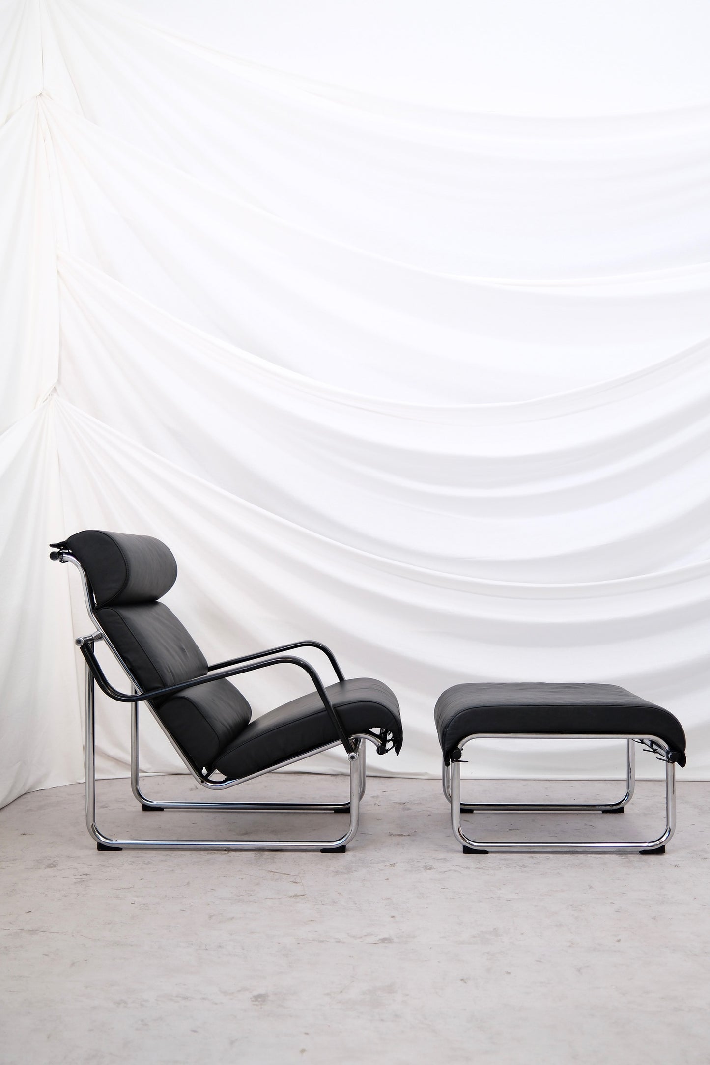 Yrjö Kukkapuro Remmi Armchair & Ottoman