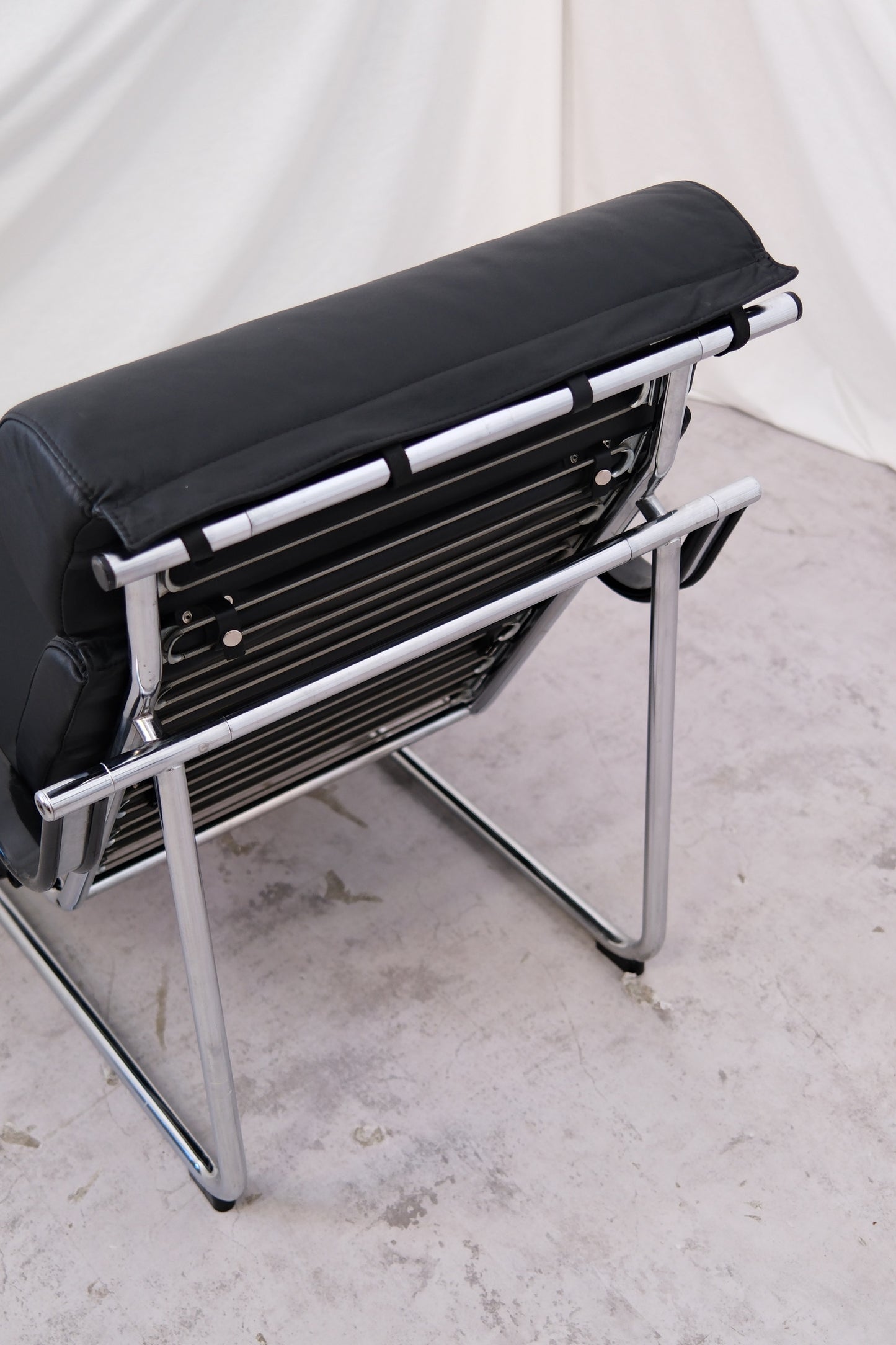 Yrjö Kukkapuro Remmi Armchair & Ottoman