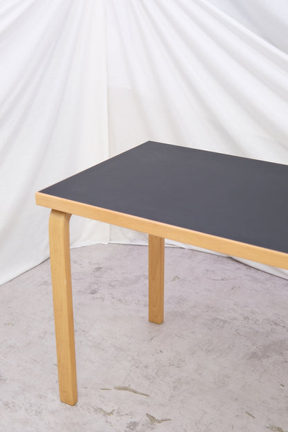Alvar Aalto Artek 81B Table