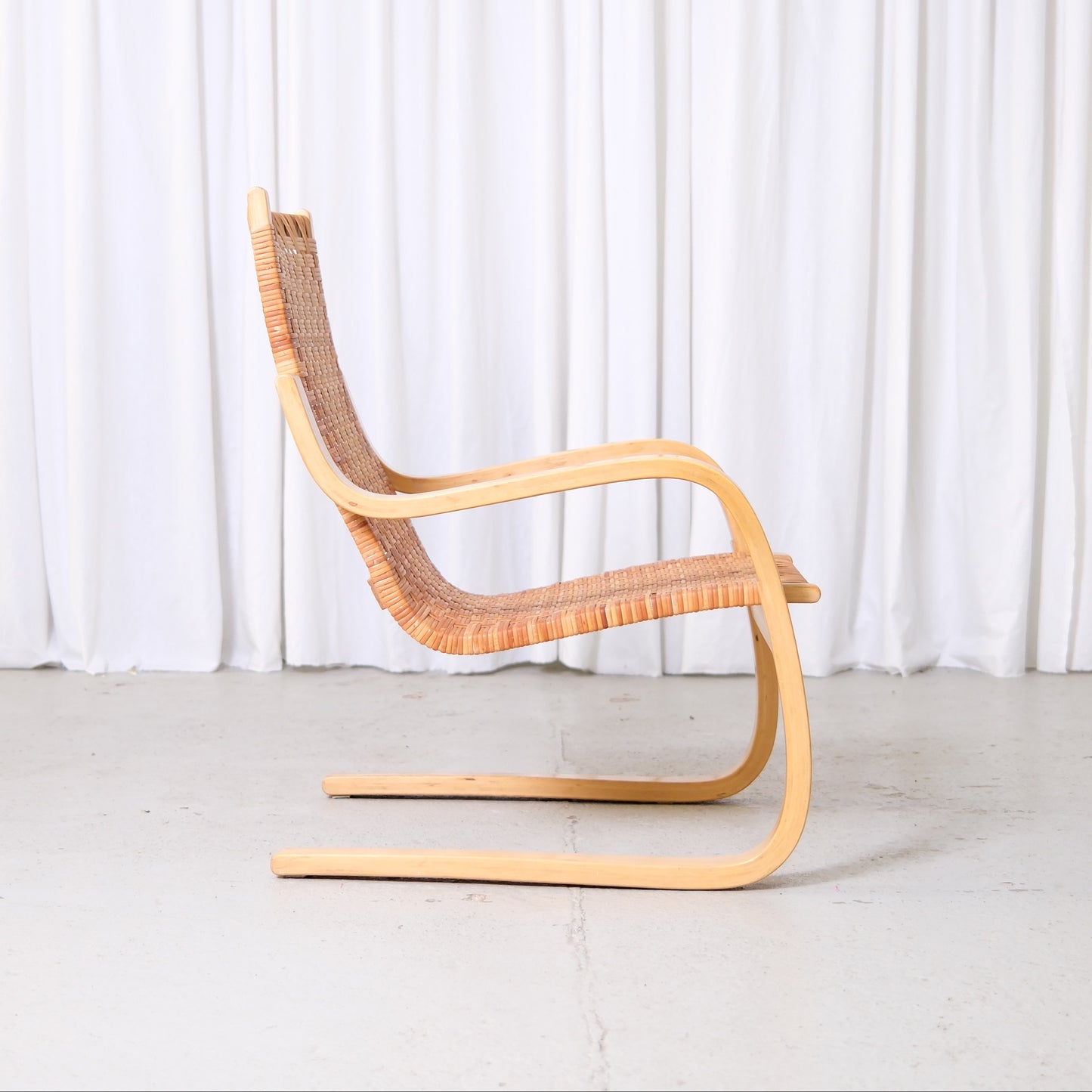 Alvar Aalto 406 Lounge Chairs with Rattan for Artek