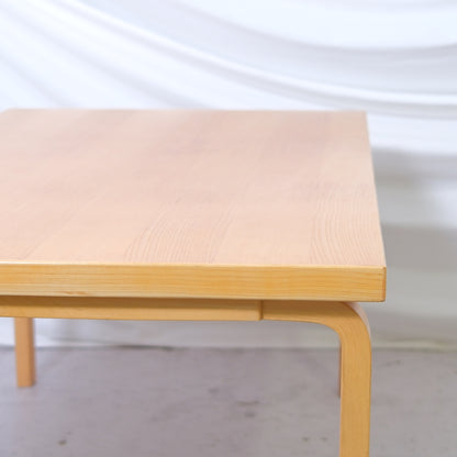 Vintage Alvar Aalto Table 83, Artek