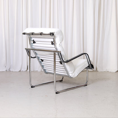 Yrjö Kukkapuro Remmi Lounge Chair and Ottoman in White Leather