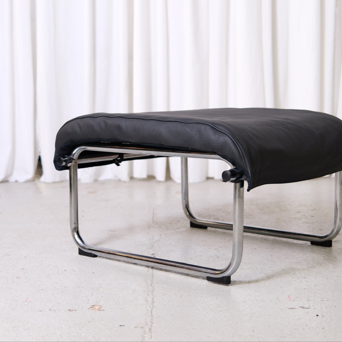 Yrjö Kukkapuro Remmi Lounge Chair and Ottoman in Black Leather