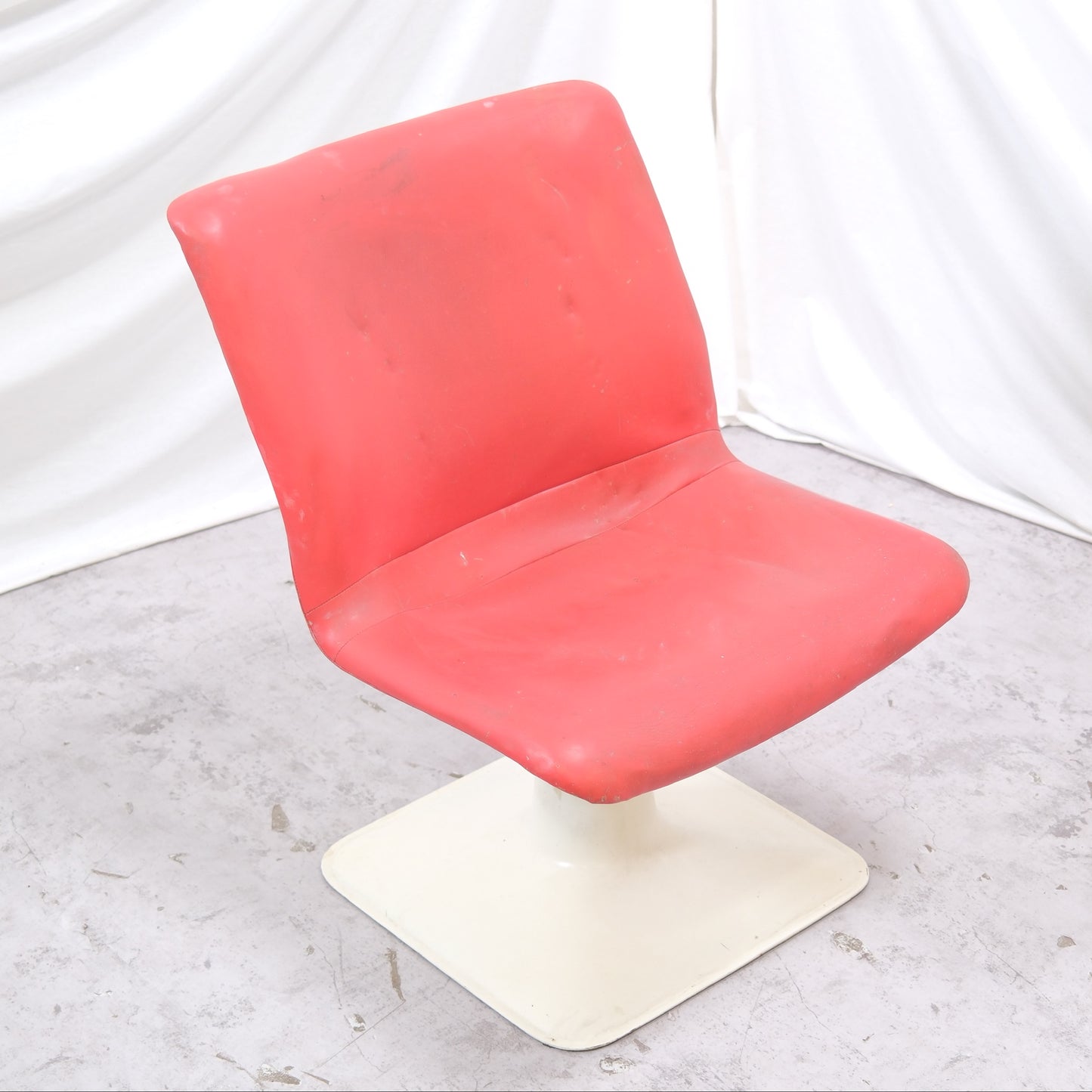 Yrjö Kukkapuro Big Junior Chair – Red Leather - Haimi