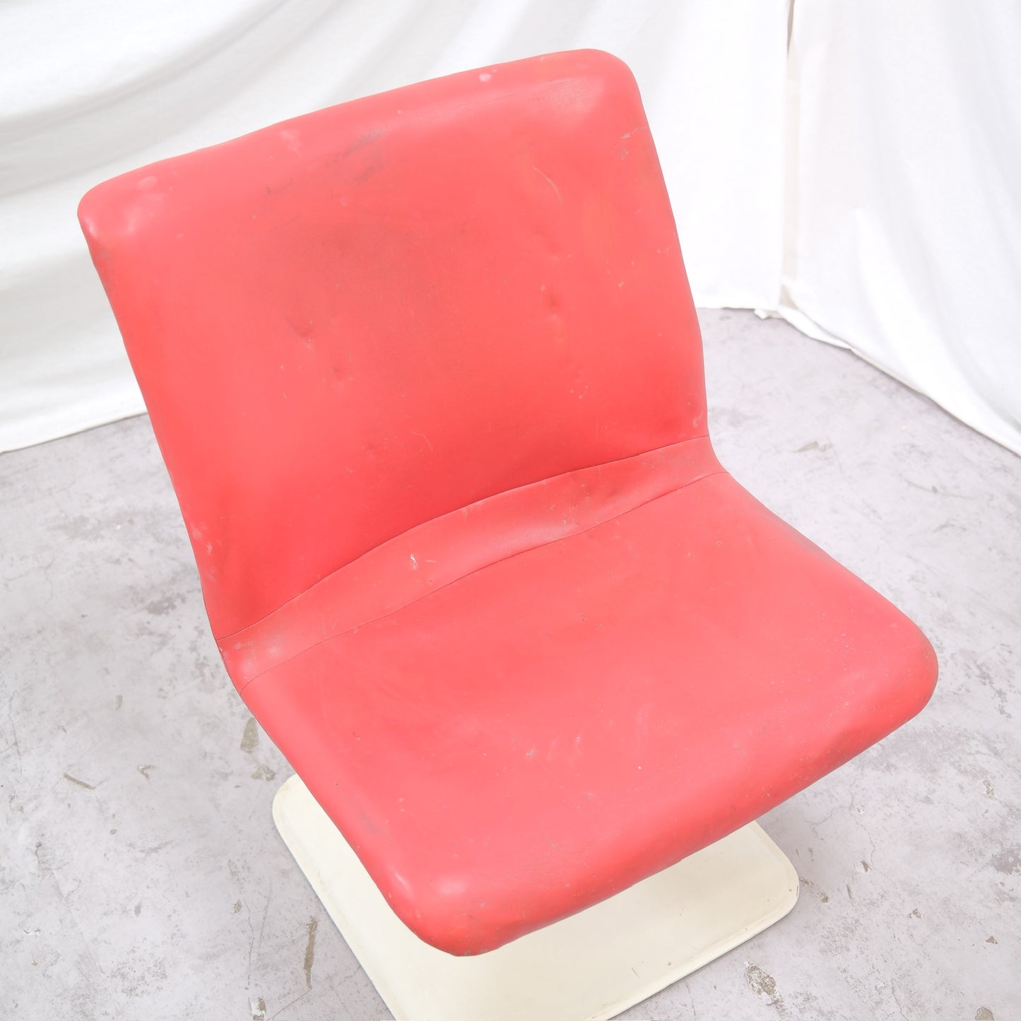 Yrjö Kukkapuro Big Junior Chair – Red Leather - Haimi