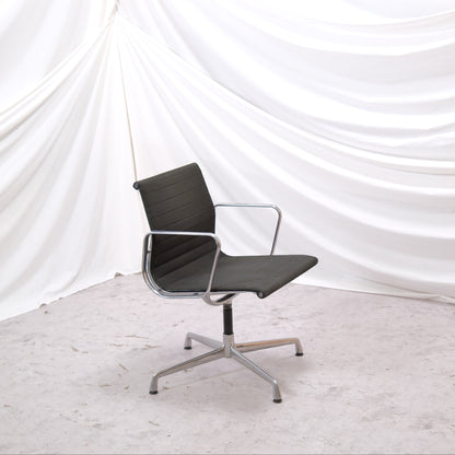Vintage Charles & Ray Eames EA108 Office Chair