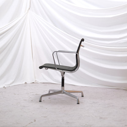 Vintage Charles & Ray Eames EA108 Office Chair