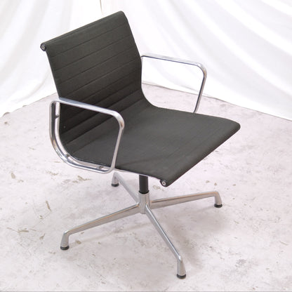 Vintage Charles & Ray Eames EA108 Office Chair