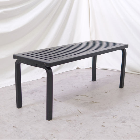 Artek 153A Bench – Black