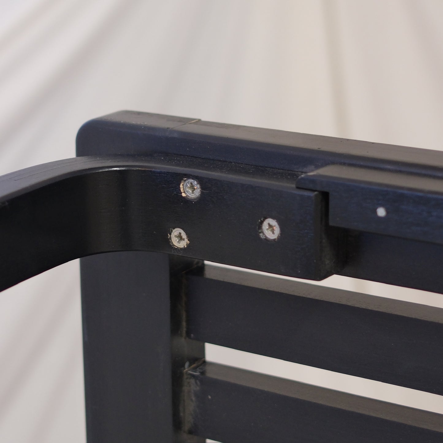 Artek 153A Bench – Black