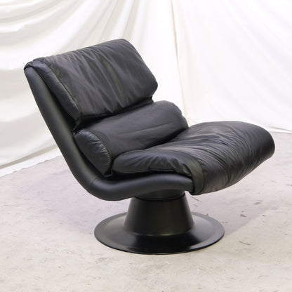Yrjö Kukkapuro Saturnus Lounge Chair – Black Leather