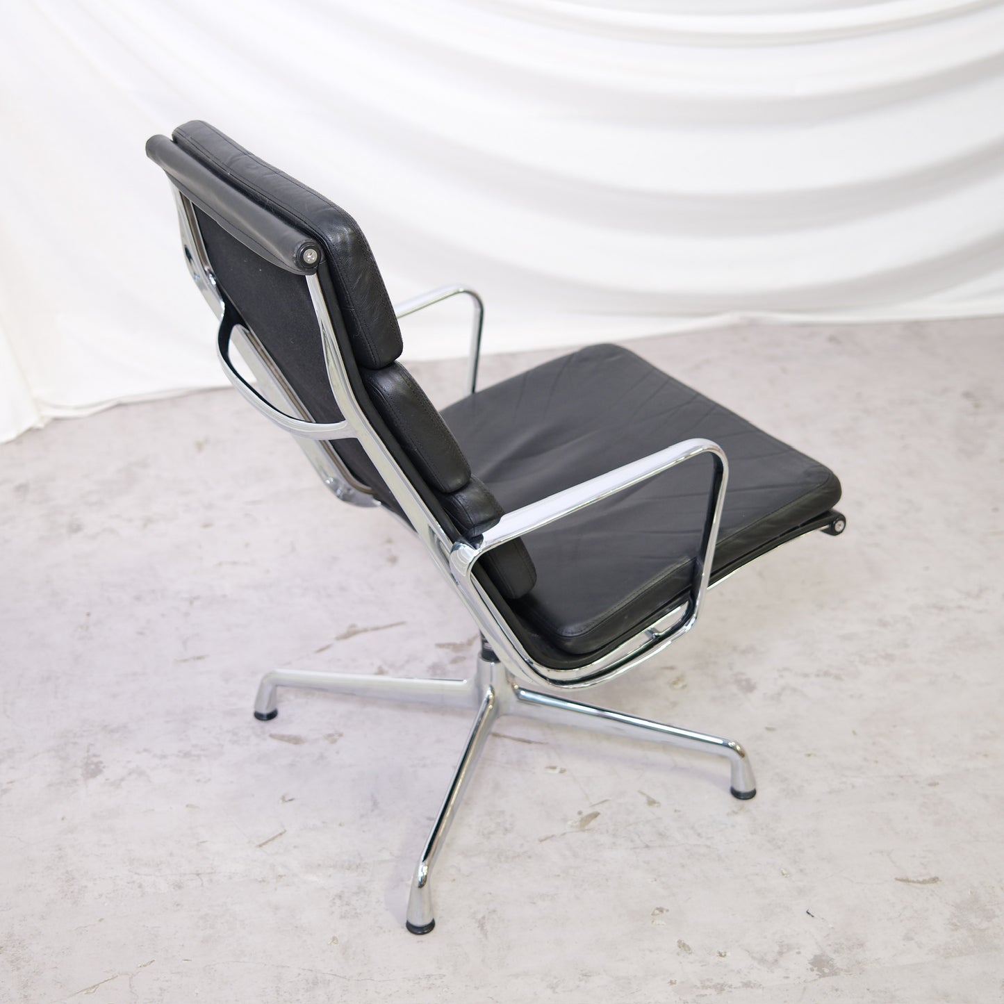 Vitra EA 215 Lounge Chair - Black Leather - Price Includes Deductible VAT 25.5%